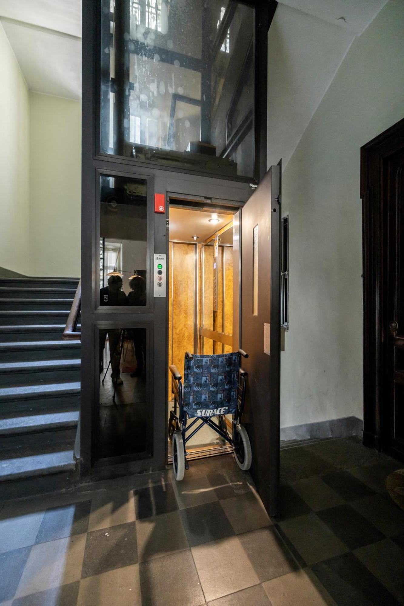 Nonpertutti Piazza Castello Accessibile Senior Famiglie Apartment ตูริน ภายนอก รูปภาพ